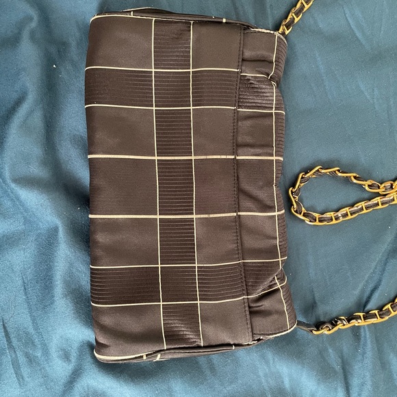 Prada chain link crossbody bag - Picture 5 of 5